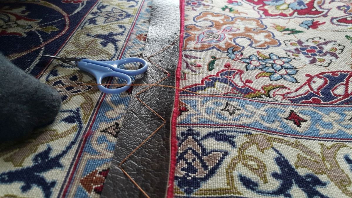 Rug Leathering to provent of crawling the edge